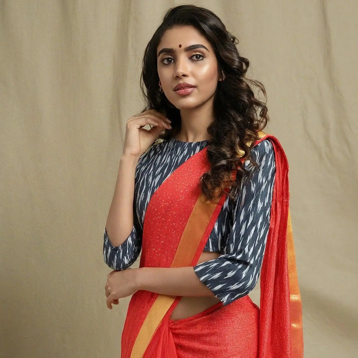 Stylish 3/4th Sleeve Saree Blouses & Trendy Designs|D3Blouses - D3blouses