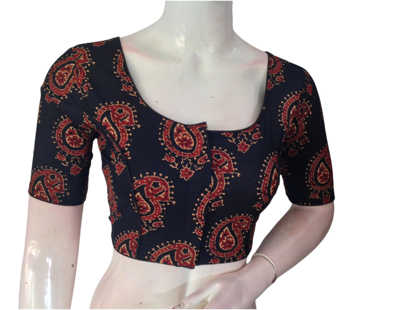 Black Cotton Readymade Saree Blouse: A Classic Staple