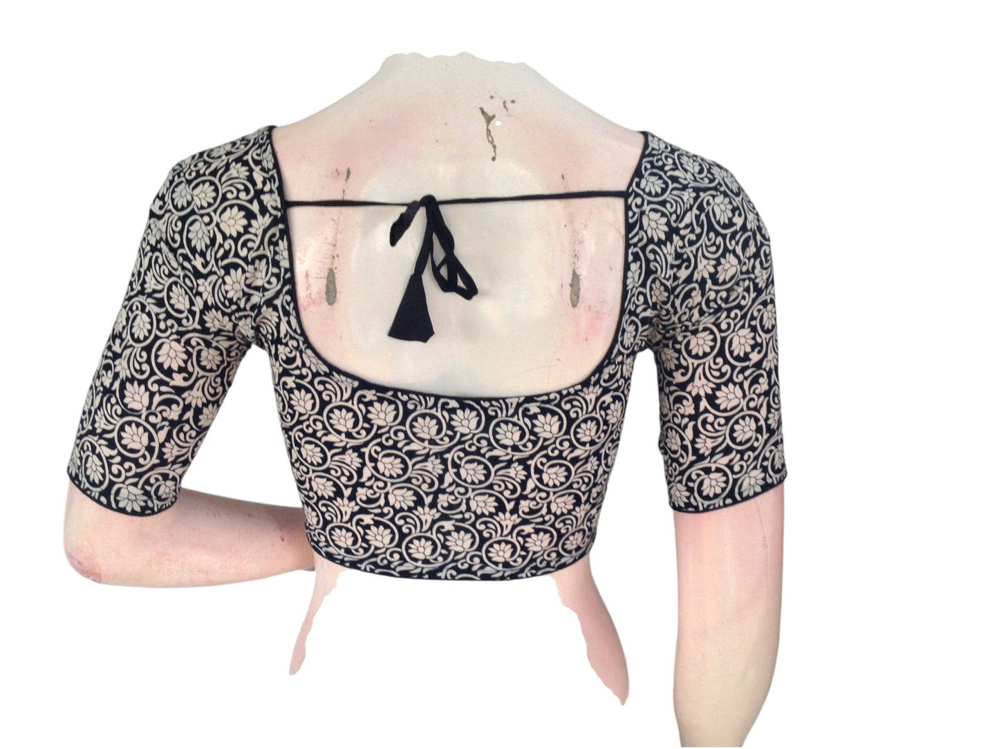 Black Cotton Readymade Saree Blouse: A Classic Staple