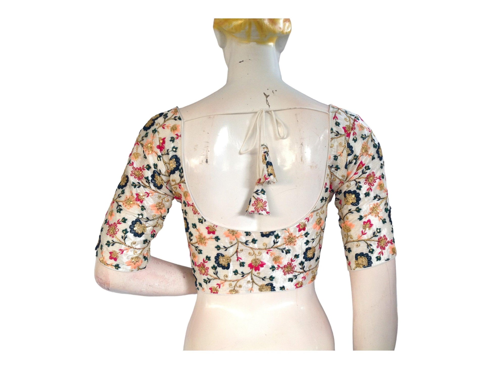 Off White Silk Designer Floral Embroidery Saree Blouse - D3blouses