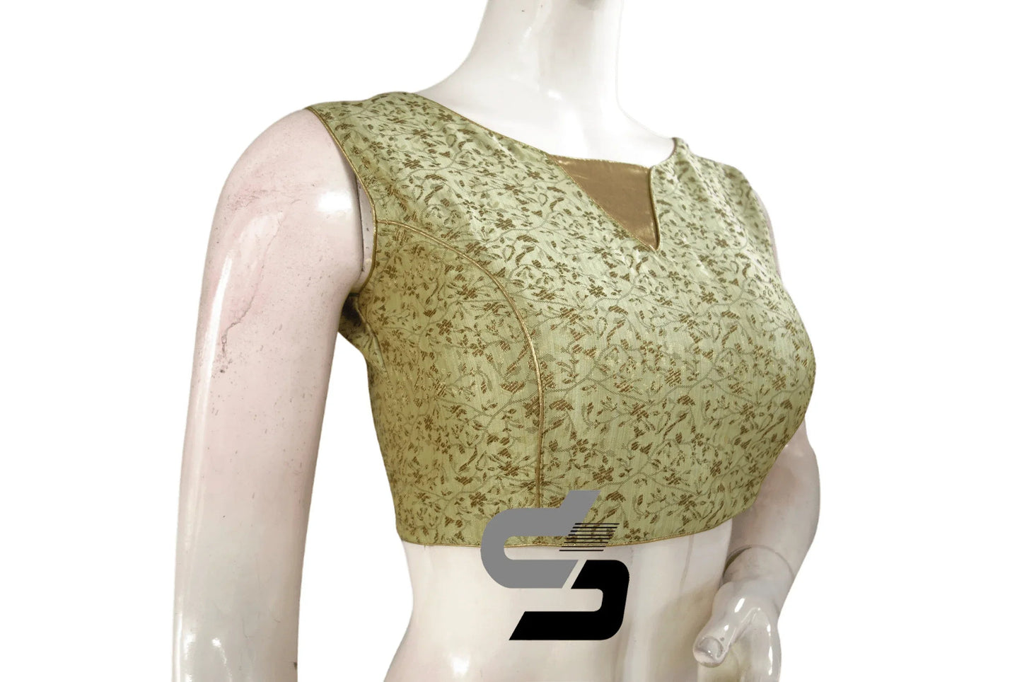 Green Color Banaras Brocade silk Readymade saree blouse With Boat Neck - D3blouses