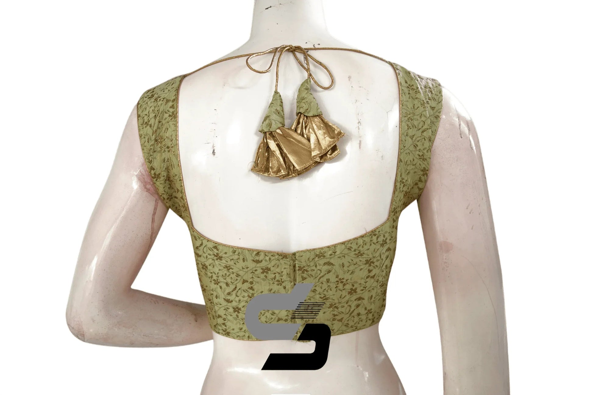 Green Color Banaras Brocade silk Readymade saree blouse With Boat Neck - D3blouses