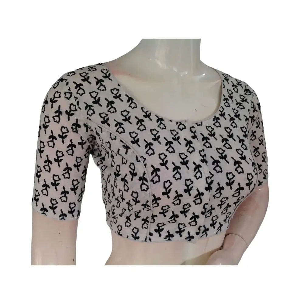 Timeless Elegance: Off-White Cotton High-Neck Saree Blouse - D3blouses