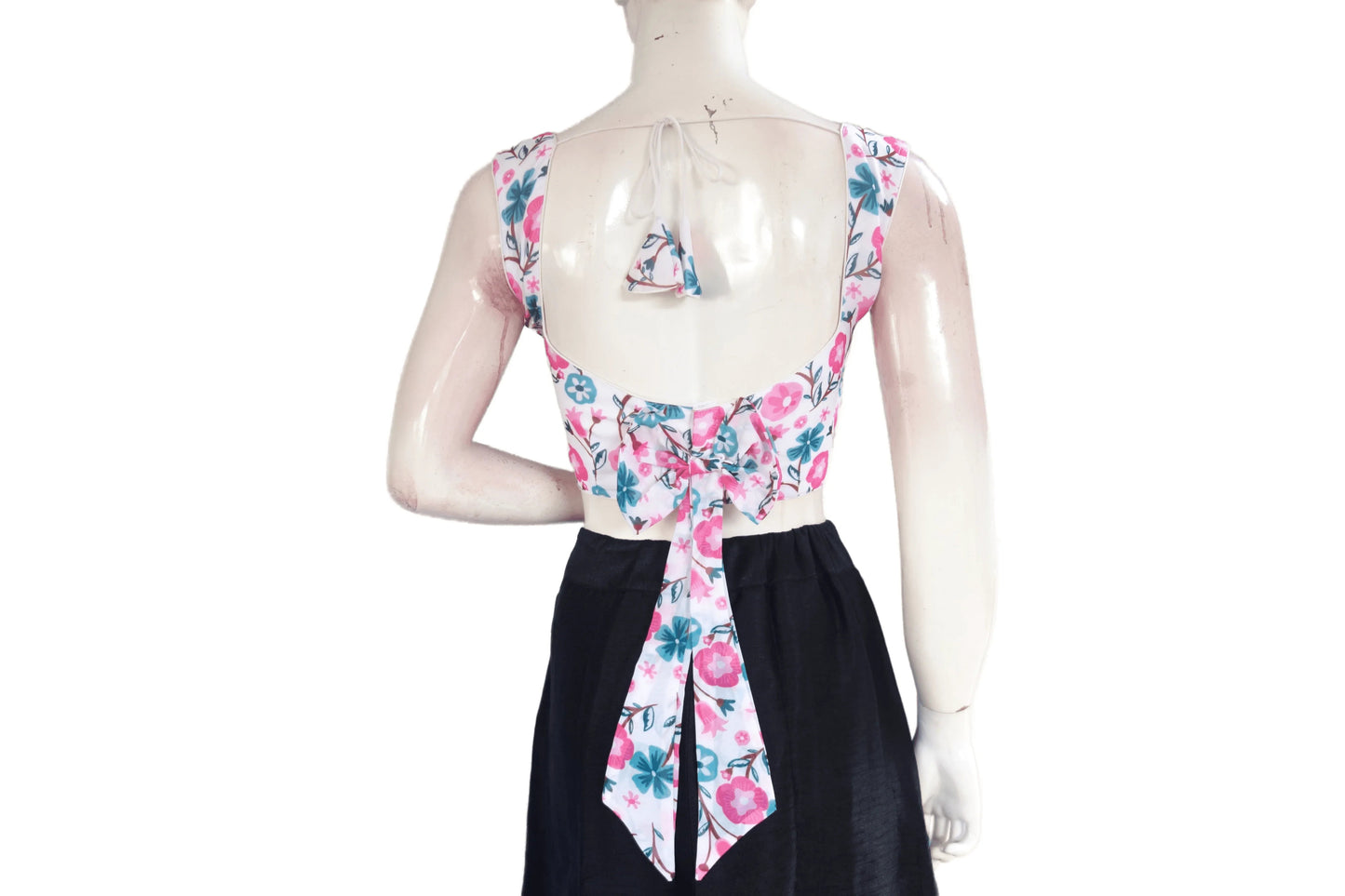 White Color Designer Organza Sleeveless Readymade Saree Blouse With Tassels - D3blouses